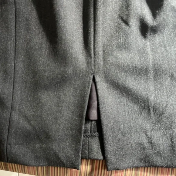 NWT EXPRESS Charcoal Gray Pencil Skirt/Size 6 - Picture 8 of 8